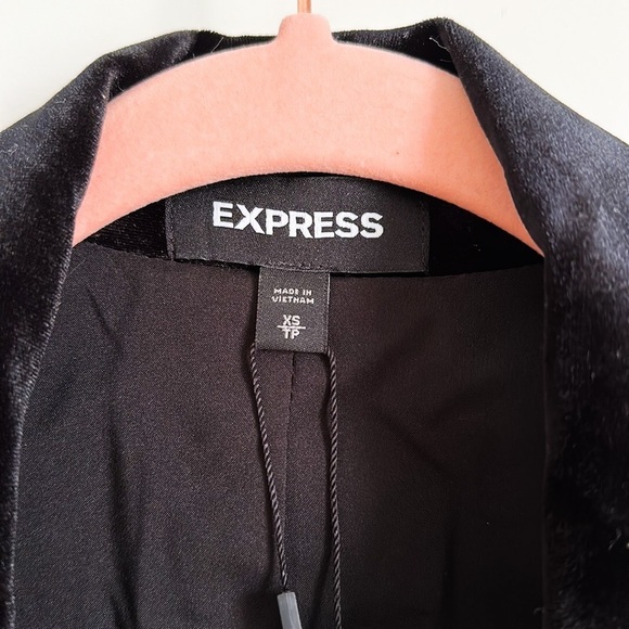 NWT Express Velvet Double Breasted Ruched Sleeve Oversized Open Blazer s… - Picture 5 of 6
